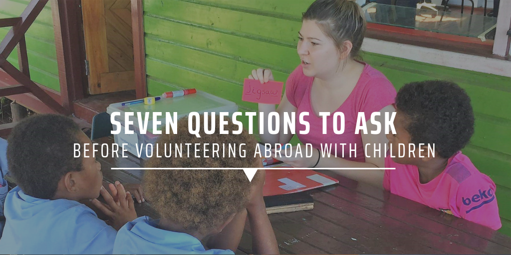 volunteer to help children